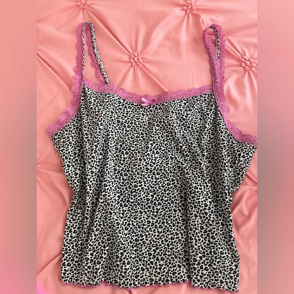 Forever 21 Leopard Print Lace Trim Top
